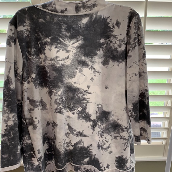 Jacket - Picture 3 of 4